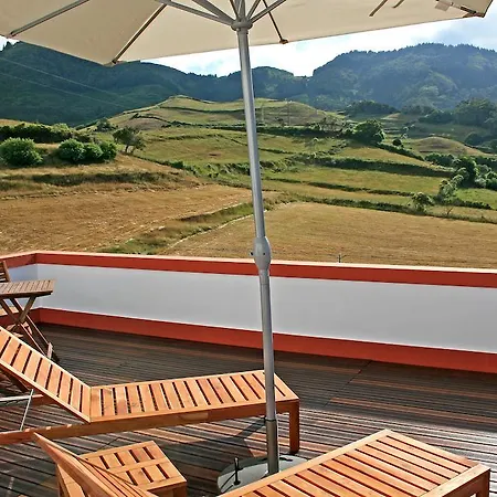 Casa De Almagreira - Empreendimento De Turismo Em Espaco Rural -